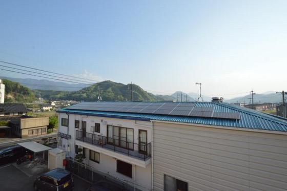 �y���]�z�@