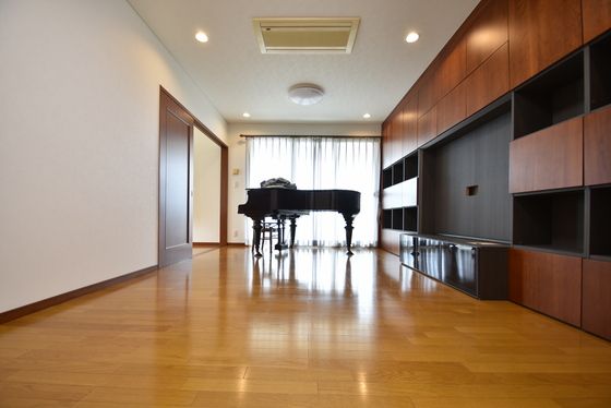 �y���̑������E�X�y�[�X�z�@