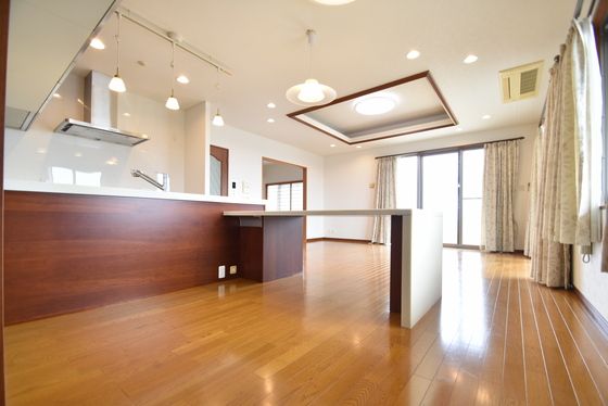 �y���̑������E�X�y�[�X�z�@