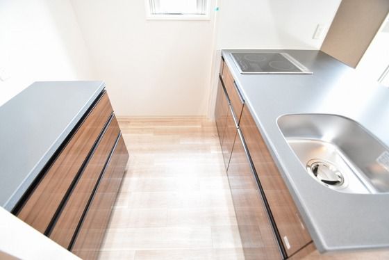 �y�L�b�`���z�@