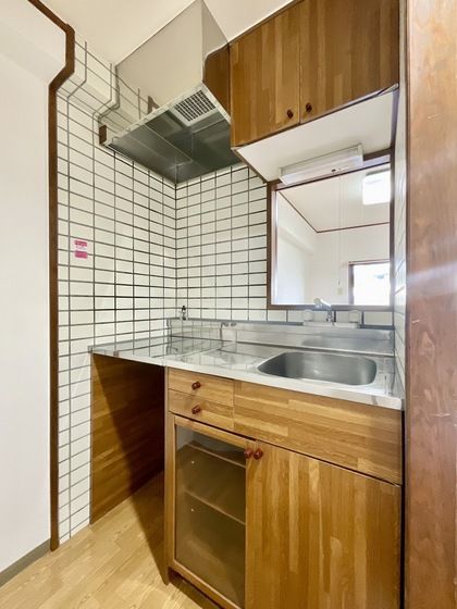 �y�L�b�`���z�@