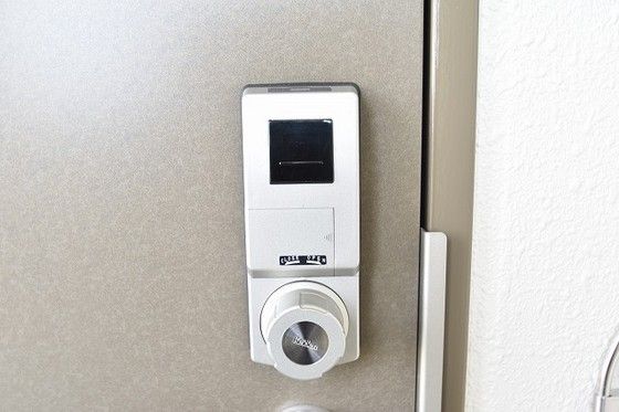 �y�Z�L�����e�B�z�@