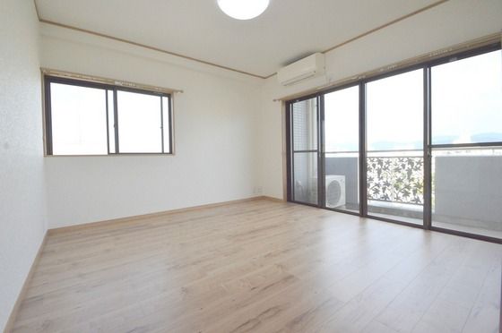 �y���̑������E�X�y�[�X�z�@