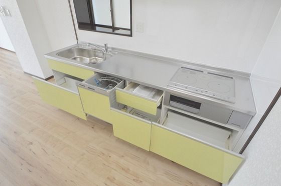 �y�L�b�`���z�@