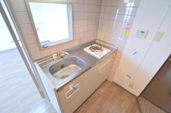 �y�L�b�`���z�@