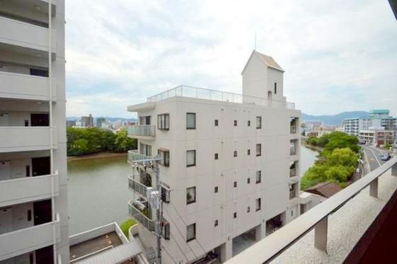 �y���]�z�@���]