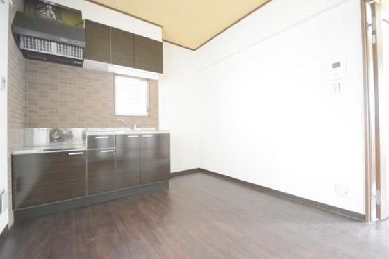 �y�����E���r���O�z�@���C���[�W