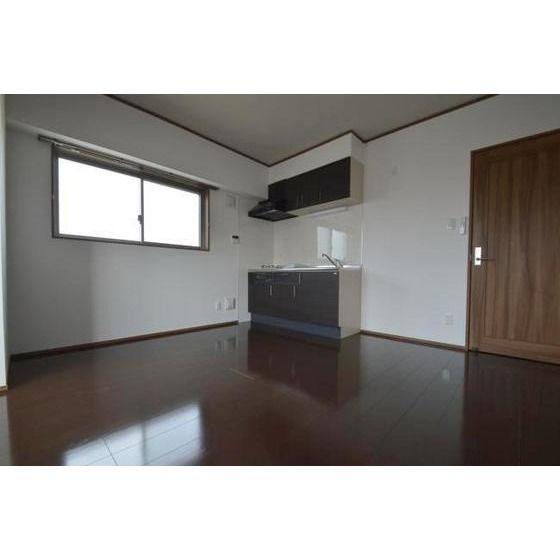 �y�����E���r���O�z�@���r���O8.9��