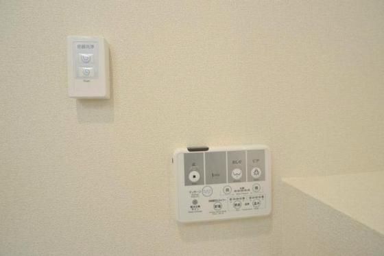 �y���̑��ݔ��z�@