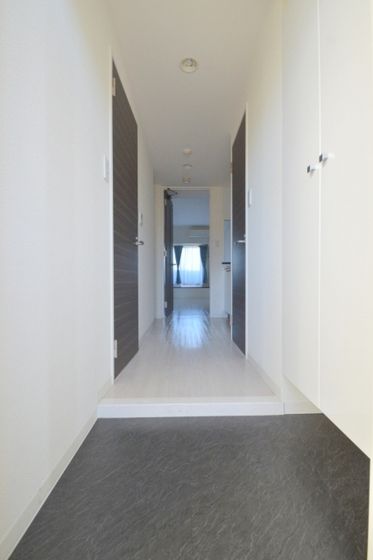 �y���ցz�@���̕����̎ʐ^�ł��B�z���C�g�d�l�̂������ȓ���