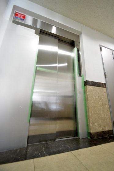 �G���x�[�^�[