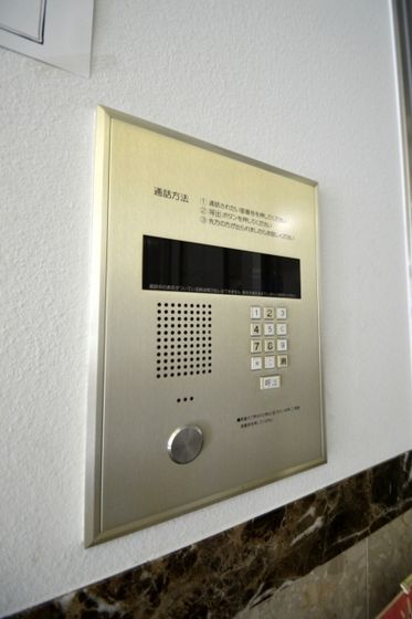 �y�Z�L�����e�B�z�@�I�[�g���b�N