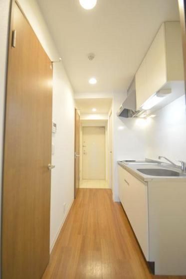 �y�L�b�`���z�@