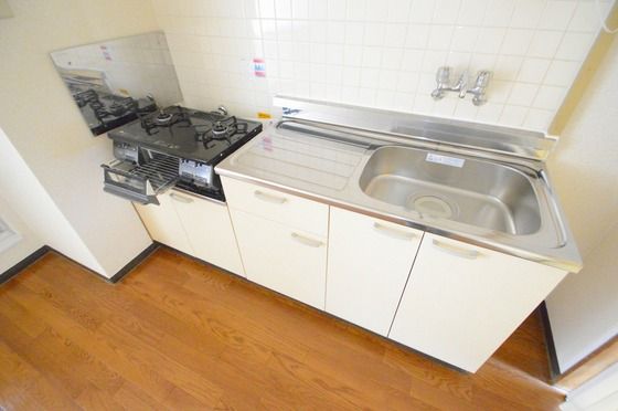 �y�L�b�`���z�@