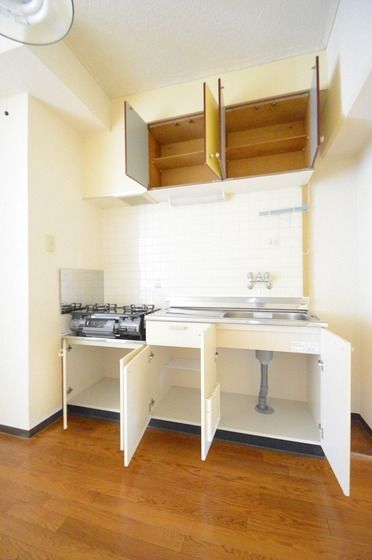 �y�L�b�`���z�@