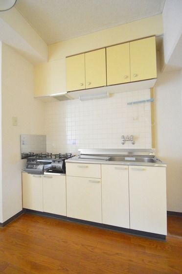 �y�L�b�`���z�@