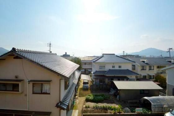 �y���]�z�@