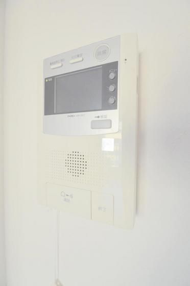 �y�Z�L�����e�B�z�@���j�^�[�t�C���^�[�t�H��