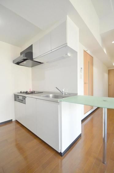 �y�L�b�`���z�@