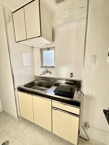 �y�L�b�`���z�@