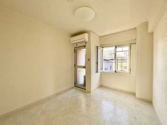 �y�����E���r���O�z�@������ɂ����V���v���ȗm��