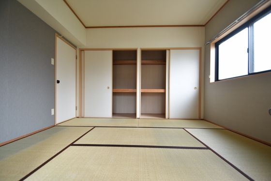 �y���[�z�@