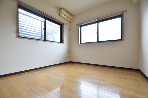 �y���̑������E�X�y�[�X�z�@