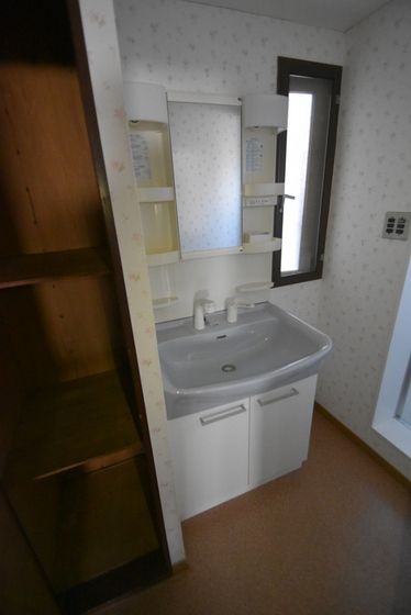 �y���ʏ��z�@