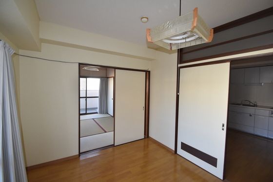 �y���̑������E�X�y�[�X�z�@