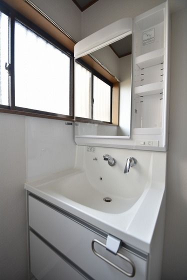 �y���̑��ݔ��z�@