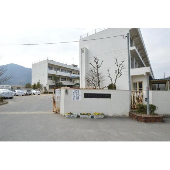 �y���Ӂz�@���w�Z