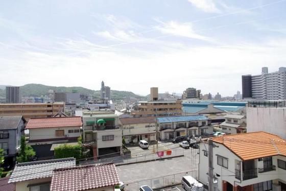 �y���]�z�@