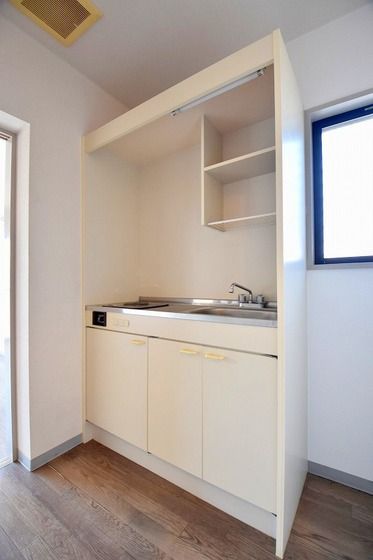 �y�L�b�`���z�@