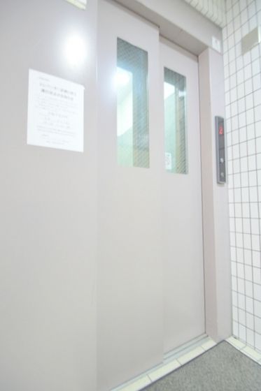 �G���x�[�^�[