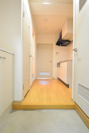 �y���ցz�@���ւ���̃L�b�`���X�y�[�X