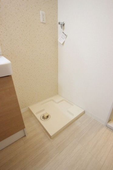 �y���̑��ݔ��z�@