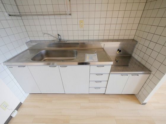 �y�L�b�`���z�@