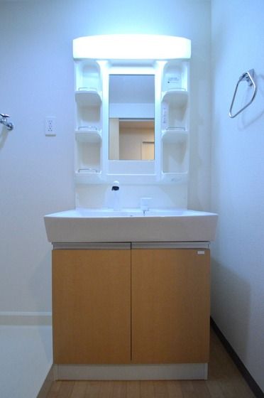 �y���ʏ��z�@�V�����v�[�h���b�T�[��