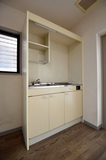 �y�L�b�`���z�@