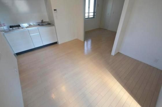 �y�����E���r���O�z�@���r���O�X�y�[�X