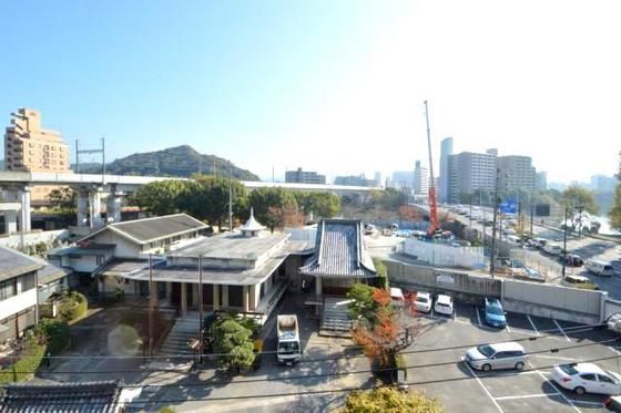 �y���]�z�@���]��