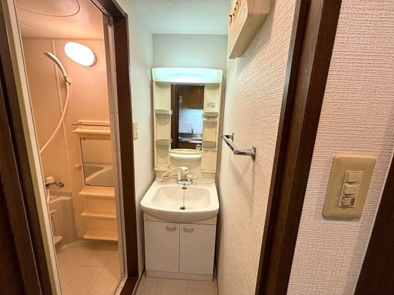 �y���ʏ��z�@