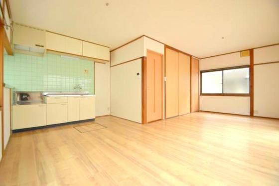 �y�����E���r���O�z�@