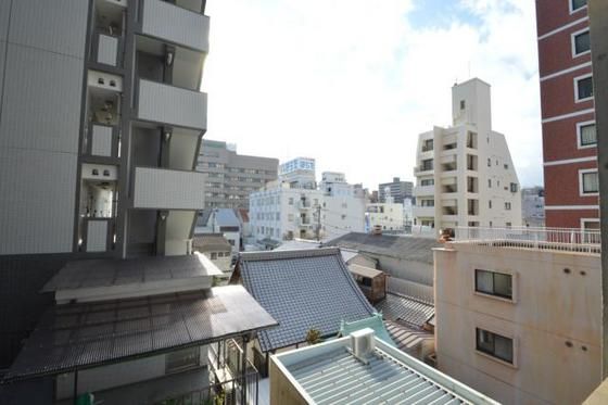 �y���]�z�@�S�����������