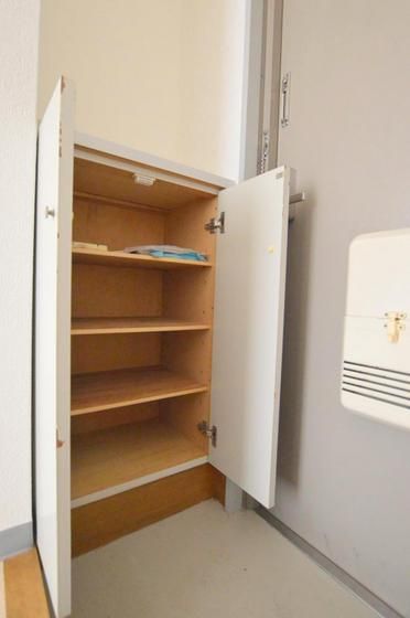 �y���[�z�@���ւɂ̓V���[�Y�{�b�N�X�������ƕt���Ă܂�