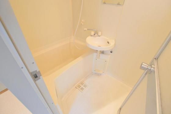 �y�o�X�z�@�������P�g�����ɂ��Ă͍L�߂ł��B�������Ƃ����o�X�^�C�������߂�����������(^O^)