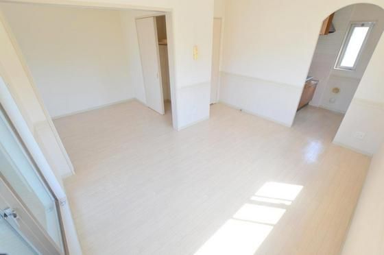 �y���̑��z�@�p����2�ʍ̌��̖��邢������