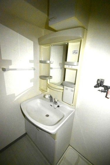 �y���ʏ��z�@