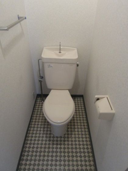 �y�g�C���z�@