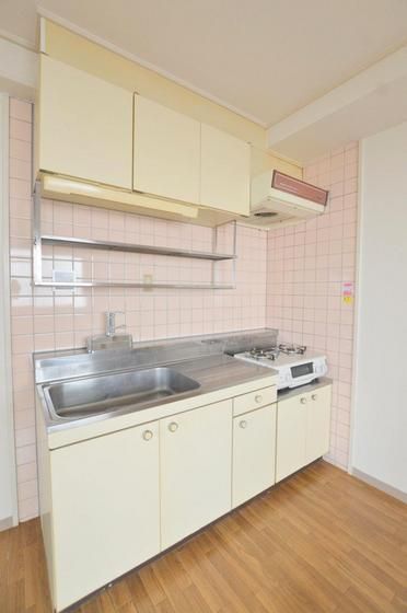 �y�L�b�`���z�@